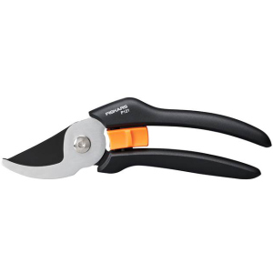 Площинний секатор Fiskars Solid P121 (1057160) краща модель в Івано-Франківську